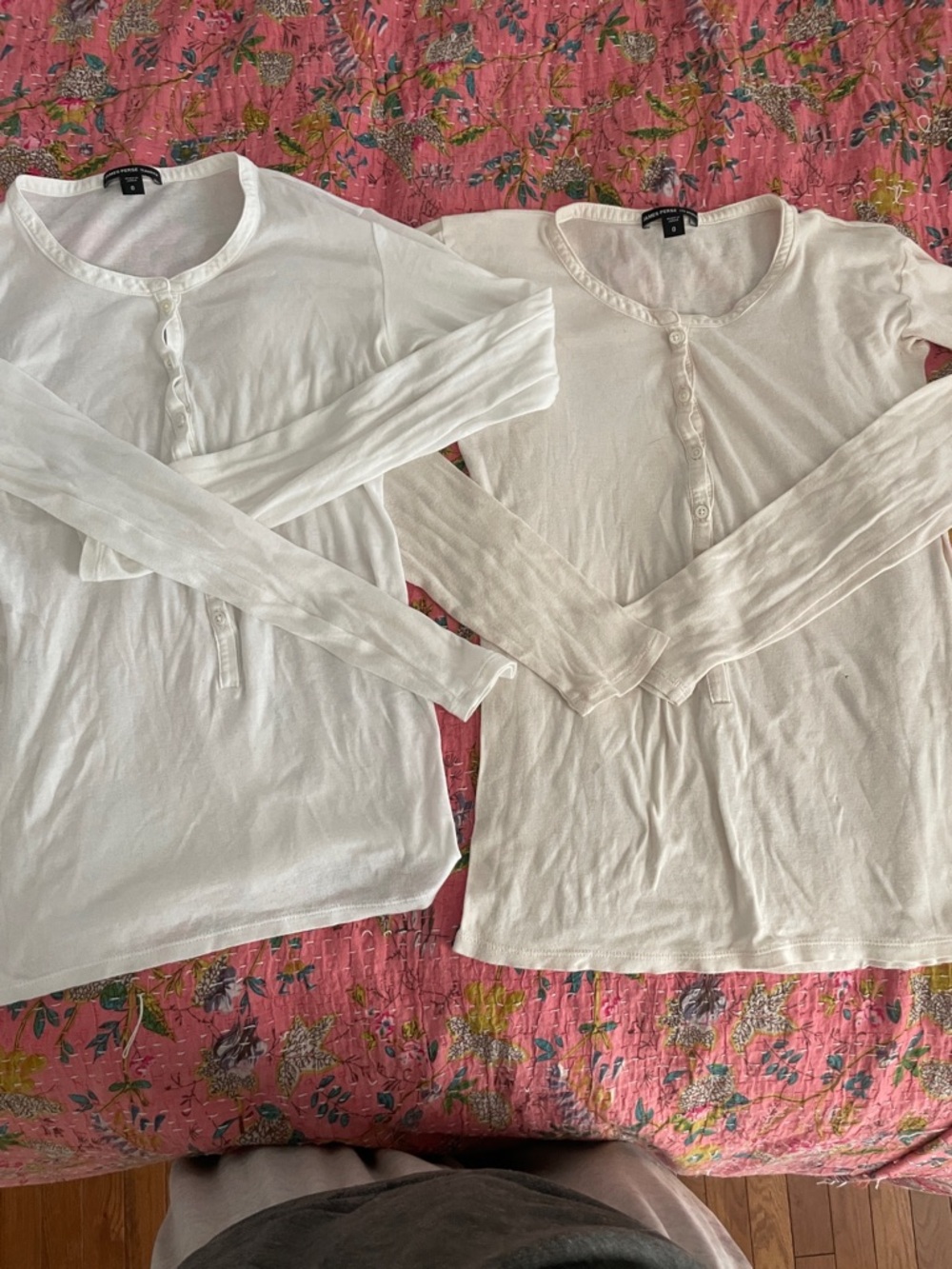 James Perse Women’s henelys White and cream Long-Sleeve Henley Pair